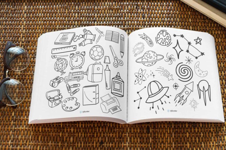 Doodle Everything!: Learn to Draw with 400+ Easy, Adorable Designs:  9781645676324: Latta, Amy: Books - Amazon.com