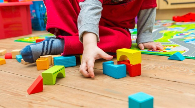 building and imaginative play