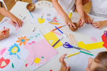 5 creative things children can do at home header image